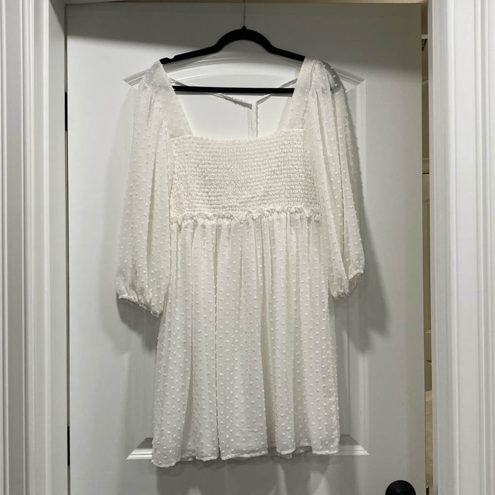 Ladies white cocktail dress size X-Large